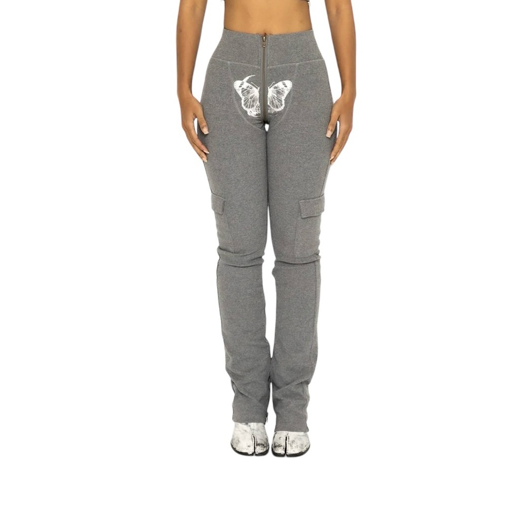 Grey Signature Uzip Pants by Tordrobes